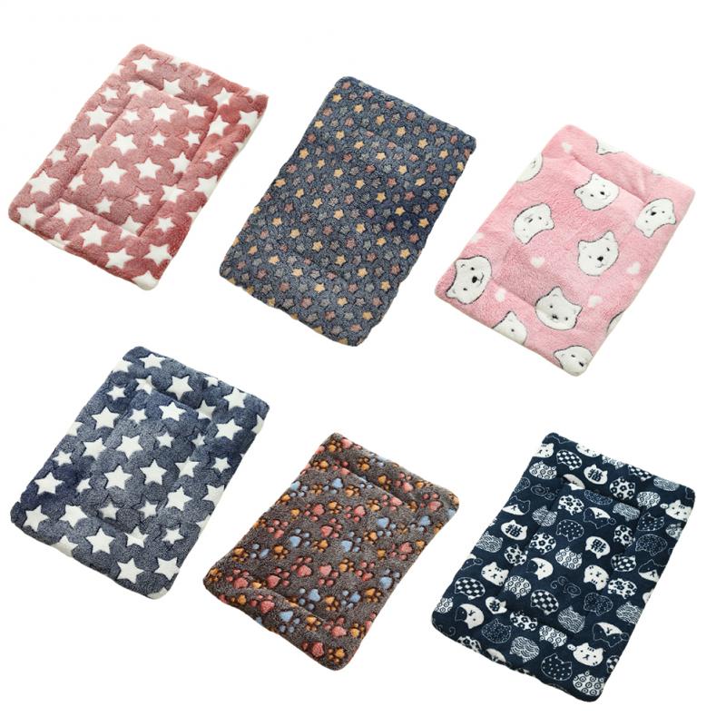 Pet-Sleeping-Mat-Warm-Dog-Bed-Soft-Fleece-Pet-Blanket-Cat-Litter-Puppy-Sleep-Mat-Lovely-4